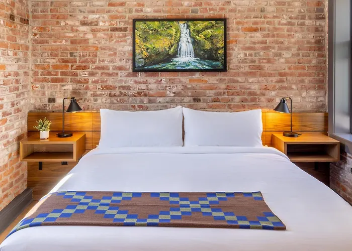 Lightwell Hotel & Spa